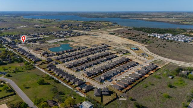 1907 Heritage Court, Cleburne, TX 76033