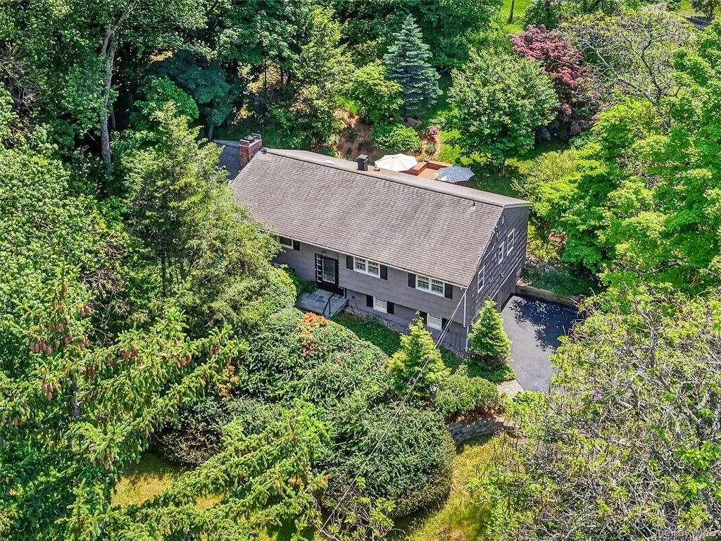 24 Watch Hill Road, Croton-on-hudson, NY 10520