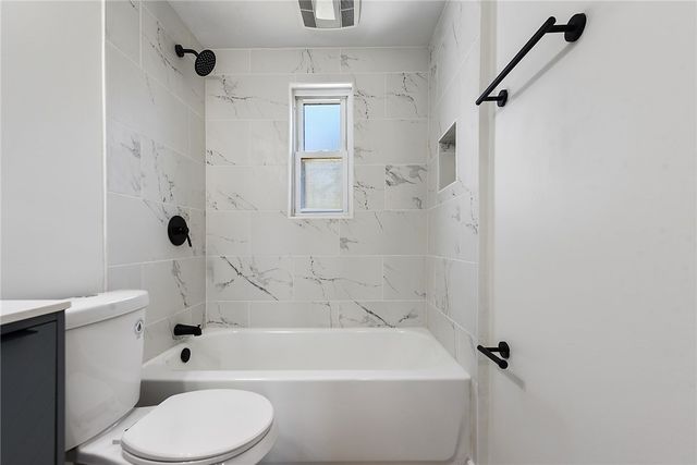 6424 Swan Dr, Verona, PA 15147