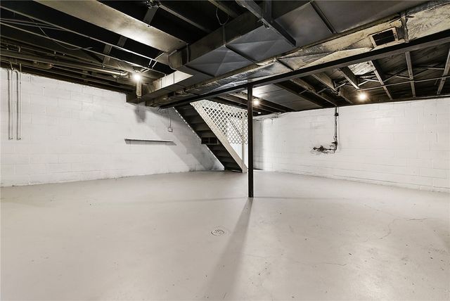 6424 Swan Dr, Verona, PA 15147