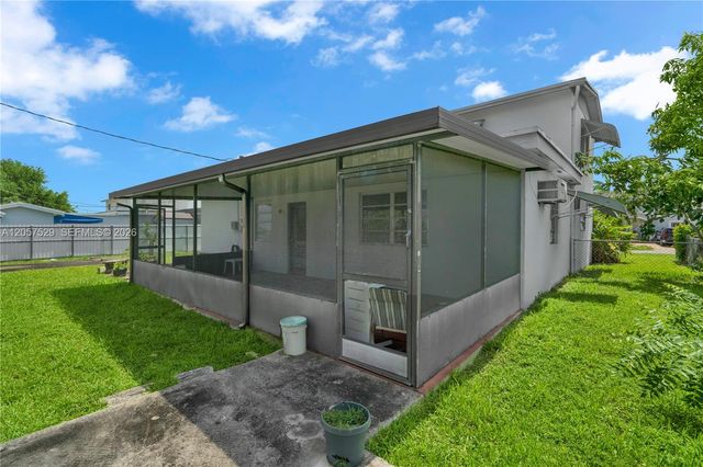 2322 SW 128th Avenue, Miami, FL 33175