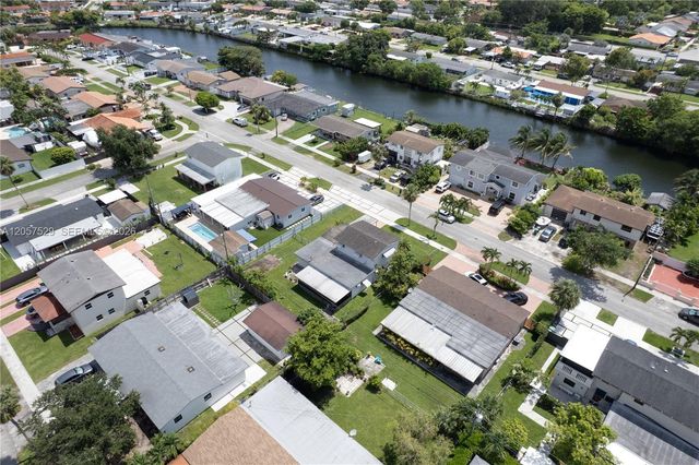 2322 SW 128th Avenue, Miami, FL 33175