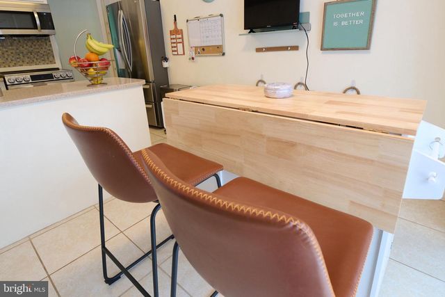 681 BERKSHIRE DR, State College, PA 16803