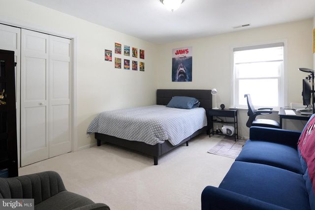 681 BERKSHIRE DR, State College, PA 16803