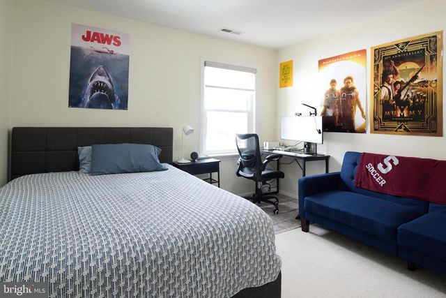 681 BERKSHIRE DR, State College, PA 16803