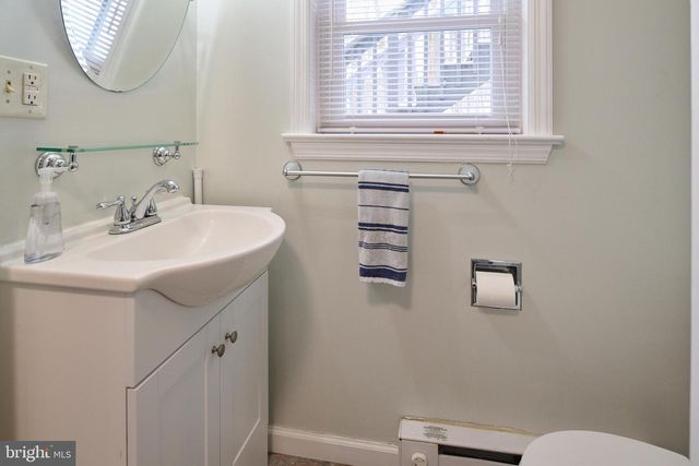 681 BERKSHIRE DR, State College, PA 16803