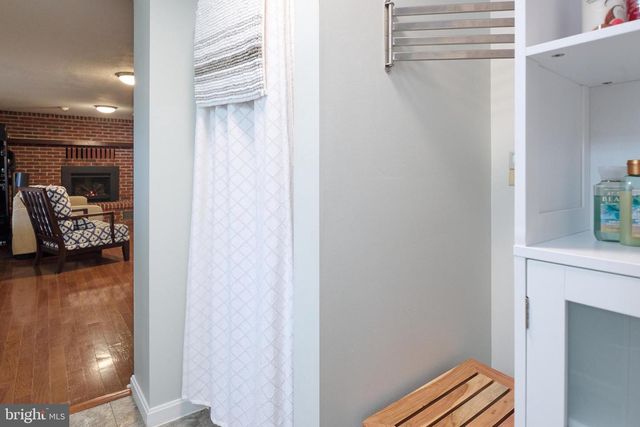 681 BERKSHIRE DR, State College, PA 16803