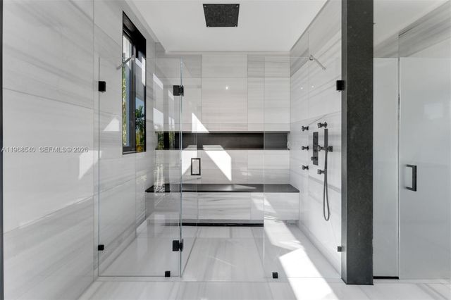 6450 SW 82nd St, Miami, FL 33143