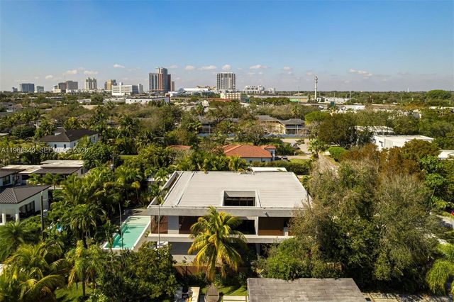 6450 SW 82nd St, Miami, FL 33143