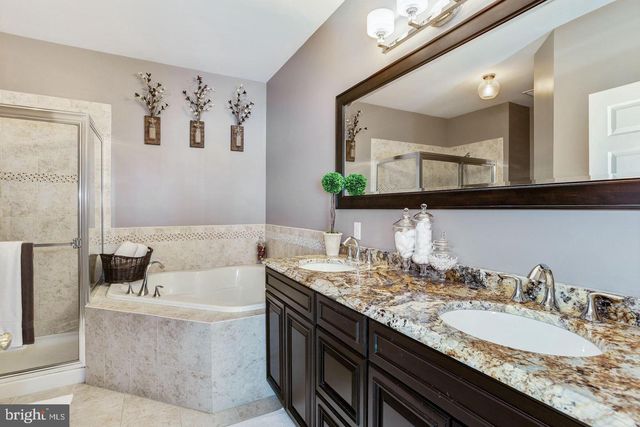 4042 DERBY, Cherry Hill, NJ 08002