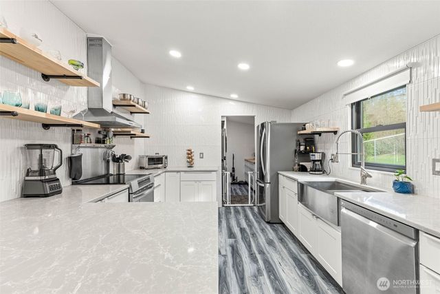 19536 Abbey Lane SE, Bucoda, WA 98530