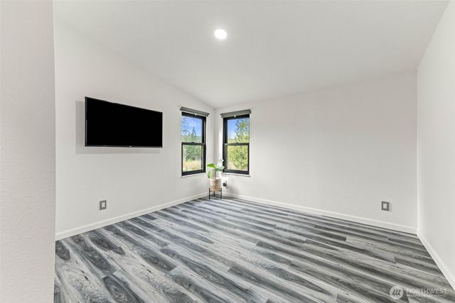 19536 Abbey Lane SE, Bucoda, WA 98530