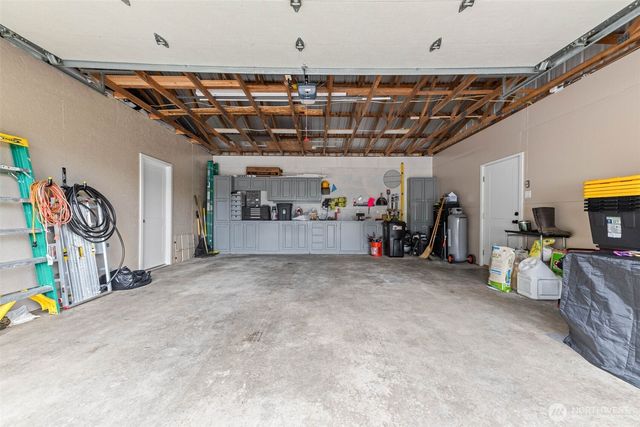 19536 Abbey Lane SE, Bucoda, WA 98530