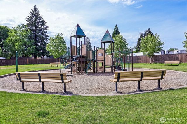 11907 NE 108th Street, Vancouver, WA 98662