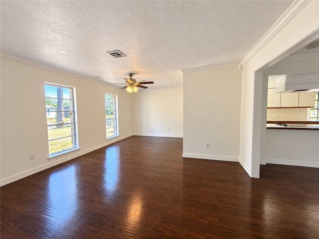 1118 Alexandria Dr, Corpus Christi, TX 78412