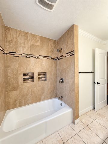 1118 Alexandria Dr, Corpus Christi, TX 78412