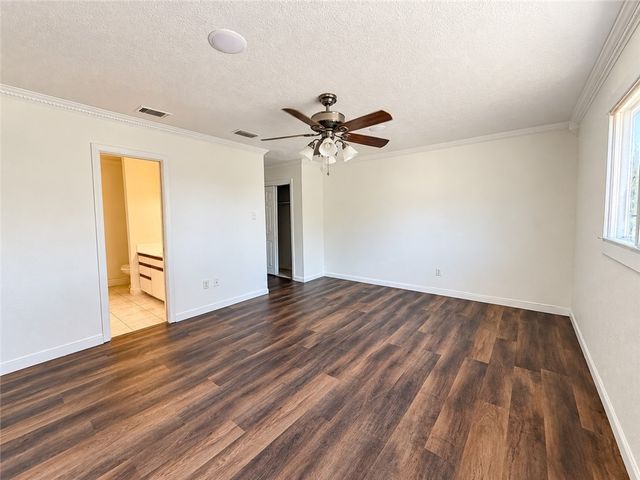 1118 Alexandria Dr, Corpus Christi, TX 78412