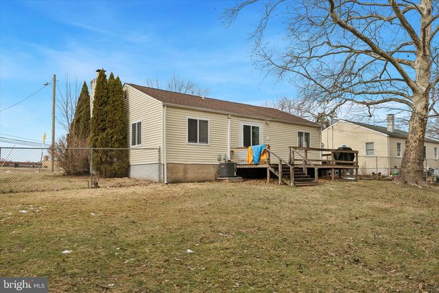 1 ARDEN AVE, New Castle, DE 19720