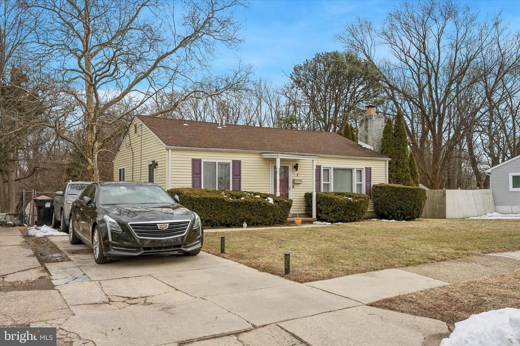 1 ARDEN AVE, New Castle, DE 19720