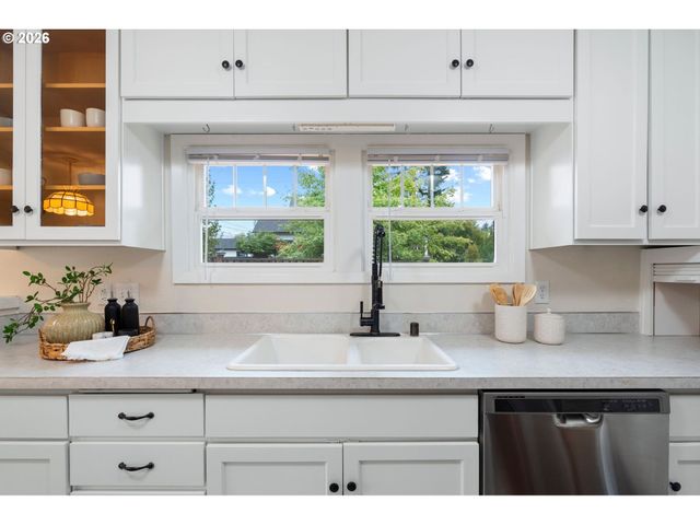 400 W 29TH St, Vancouver, WA 98660