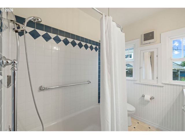 400 W 29TH St, Vancouver, WA 98660