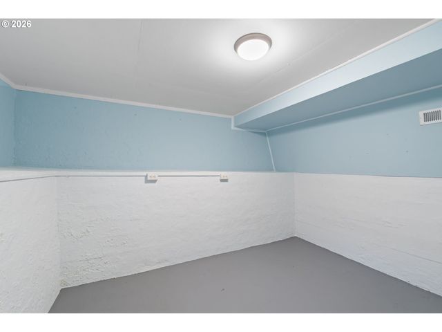 400 W 29TH St, Vancouver, WA 98660