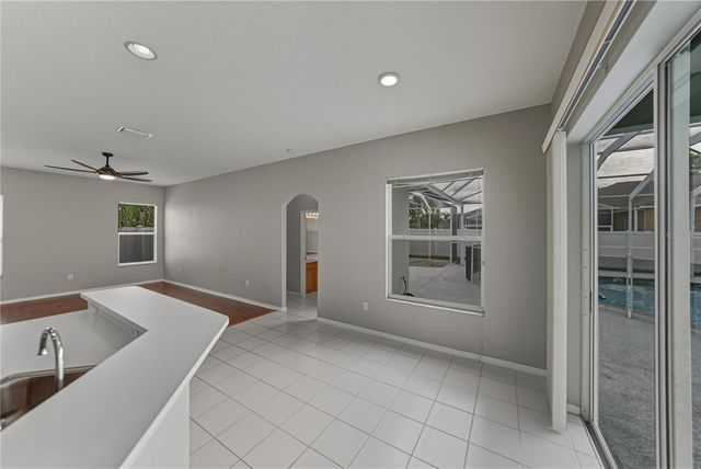 24647 BLAZING TRAIL WAY, Land O Lakes, FL 34639