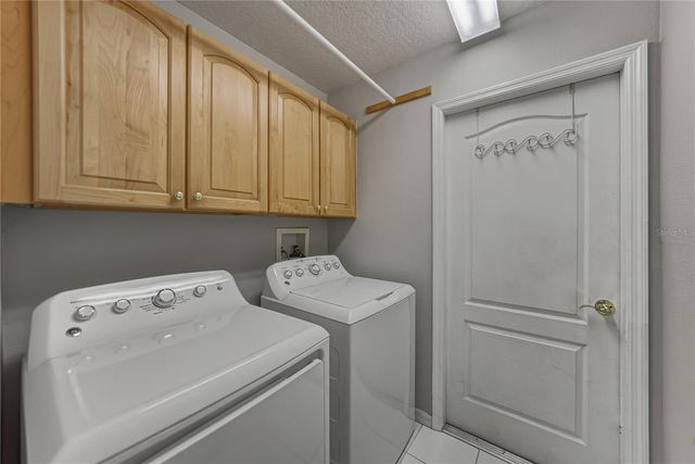 24647 BLAZING TRAIL WAY, Land O Lakes, FL 34639