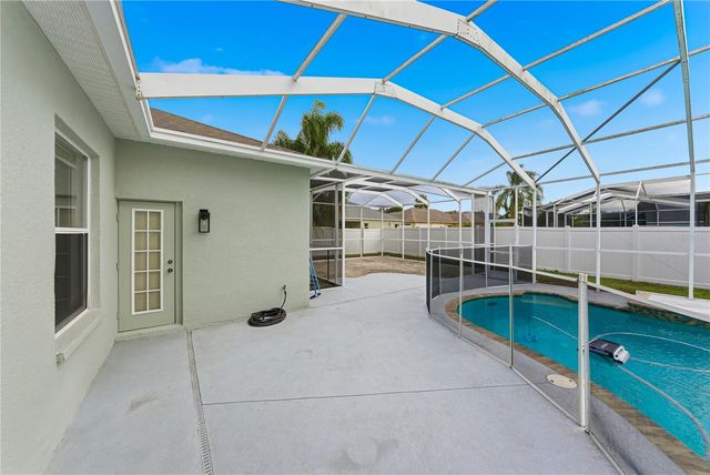 24647 BLAZING TRAIL WAY, Land O Lakes, FL 34639