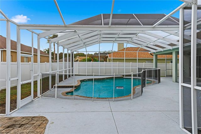 24647 BLAZING TRAIL WAY, Land O Lakes, FL 34639