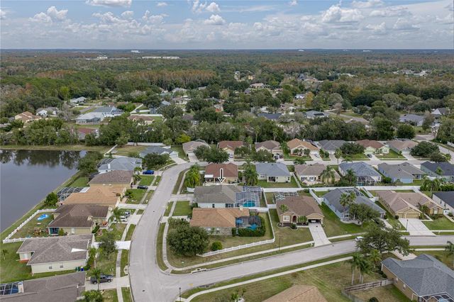 24647 BLAZING TRAIL WAY, Land O Lakes, FL 34639