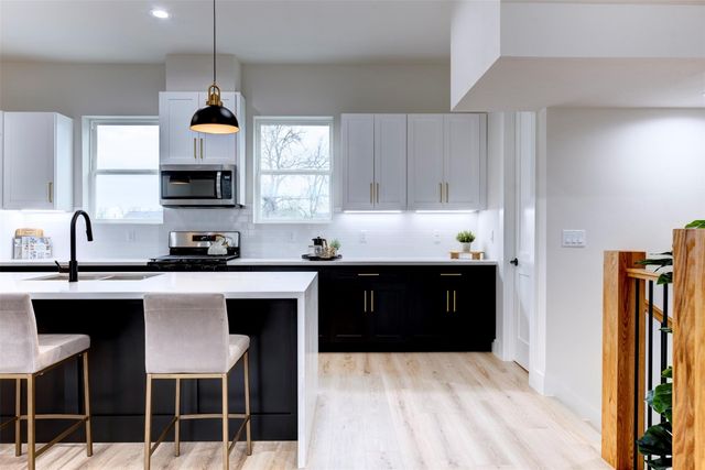 1304 Evelyn Street, Houston, TX 77009