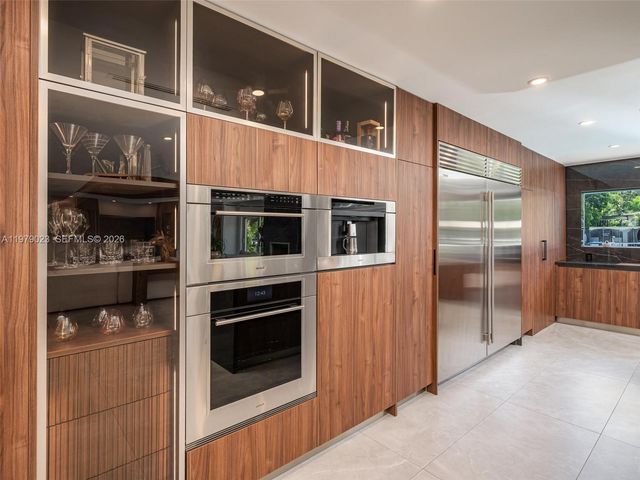 17220 SW 46th St, Southwest Ranches, FL 33331