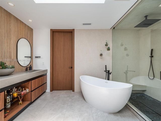 17220 SW 46th St, Southwest Ranches, FL 33331