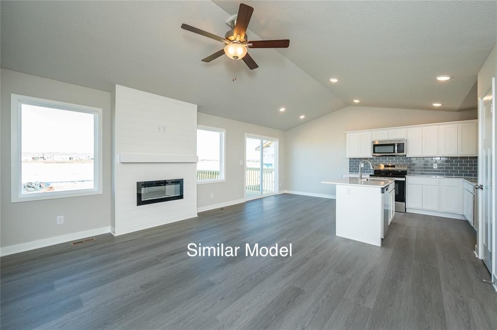 412 Colbie Blossom Lane NW, Bondurant, IA 50035