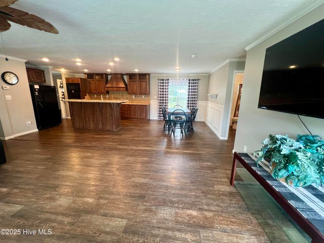 5741 Dean Drive, Washington, NC 27889
