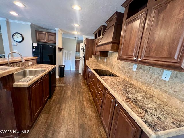 5741 Dean Drive, Washington, NC 27889