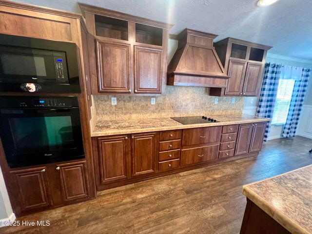 5741 Dean Drive, Washington, NC 27889