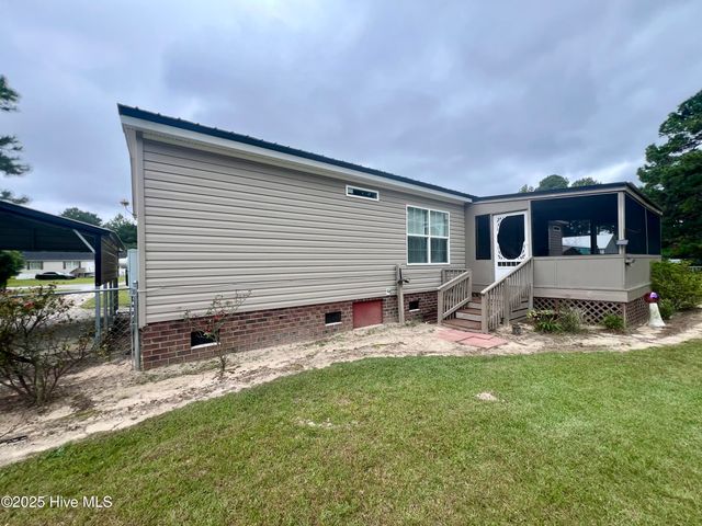 5741 Dean Drive, Washington, NC 27889