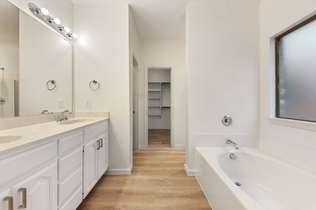 1164 Roping Reins Way, Fort Worth, TX 76052