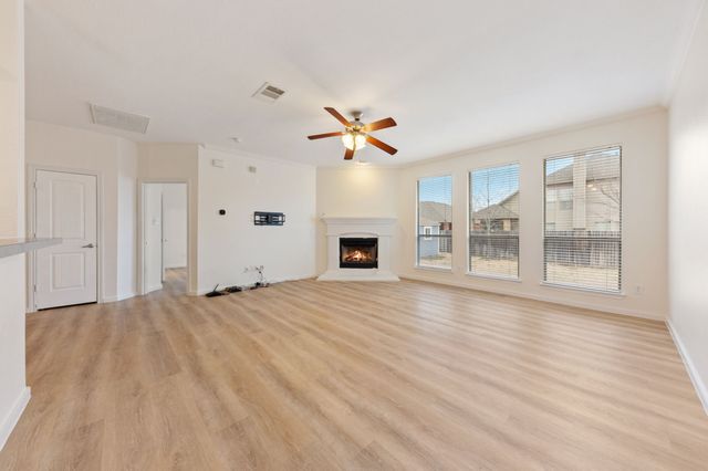 1164 Roping Reins Way, Fort Worth, TX 76052