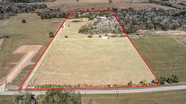 35684 Howell Road, Waller, TX 77484