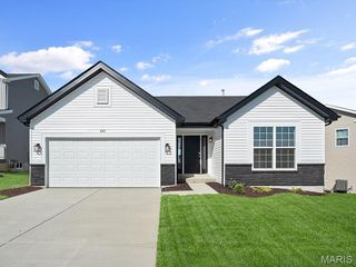 604 Fence Row Drive, O'fallon, MO 63385