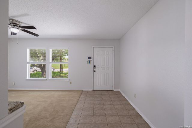 7025 Tourant, San Antonio, TX 78240