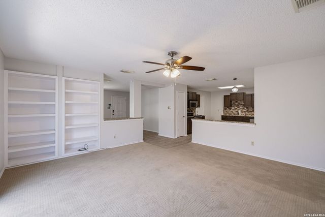 7025 Tourant, San Antonio, TX 78240