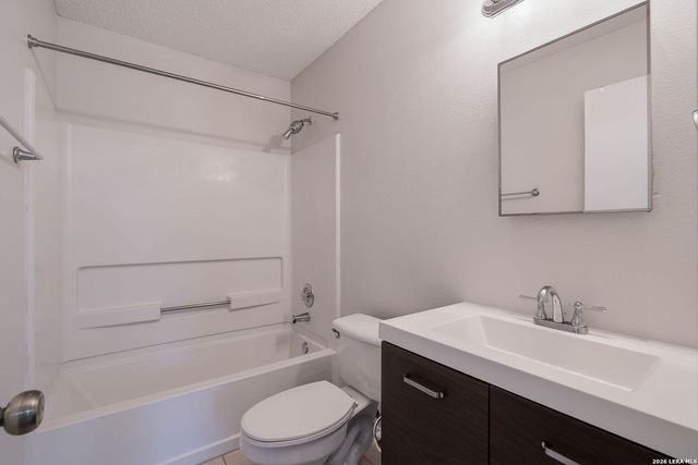 7025 Tourant, San Antonio, TX 78240
