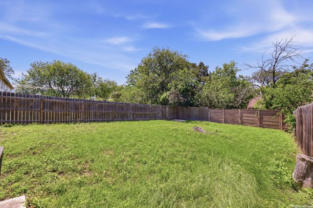 7025 Tourant, San Antonio, TX 78240