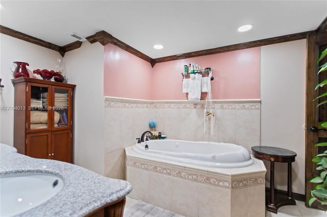 1500 S Ocean Drive 2G, Hollywood, FL 33019