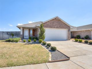 19628 Brookville Drive, Edmond, OK 73012