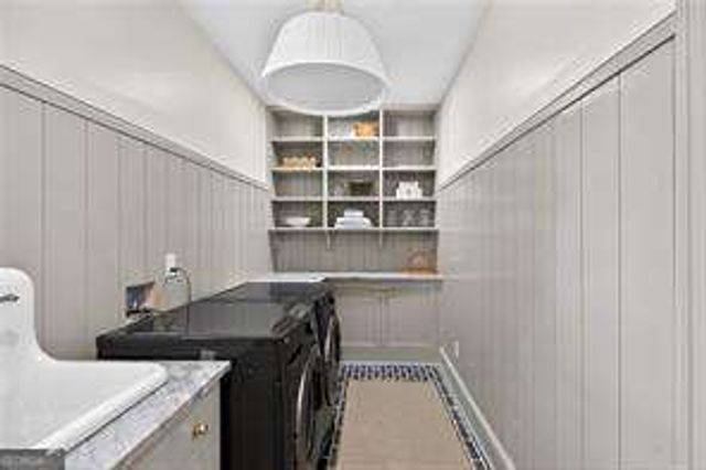 111 Lakeview Drive, Carrollton, GA 30117